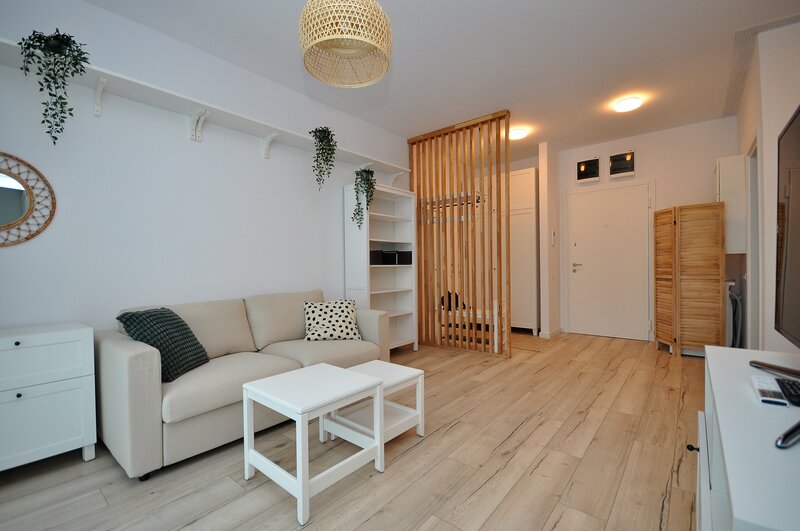 Titan metrou Costin Georgian complex Green Point bloc 2023